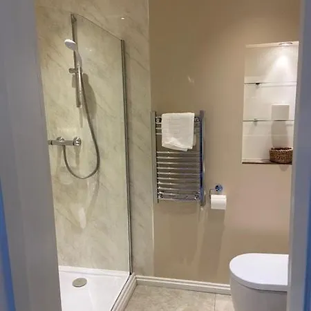 Brackenrigg Apartament *